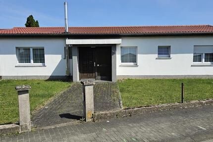 Haus Stadtallendorf - 5 Zimmer, 134 m&sup2;, 350.000&euro; | Angebot:25262345