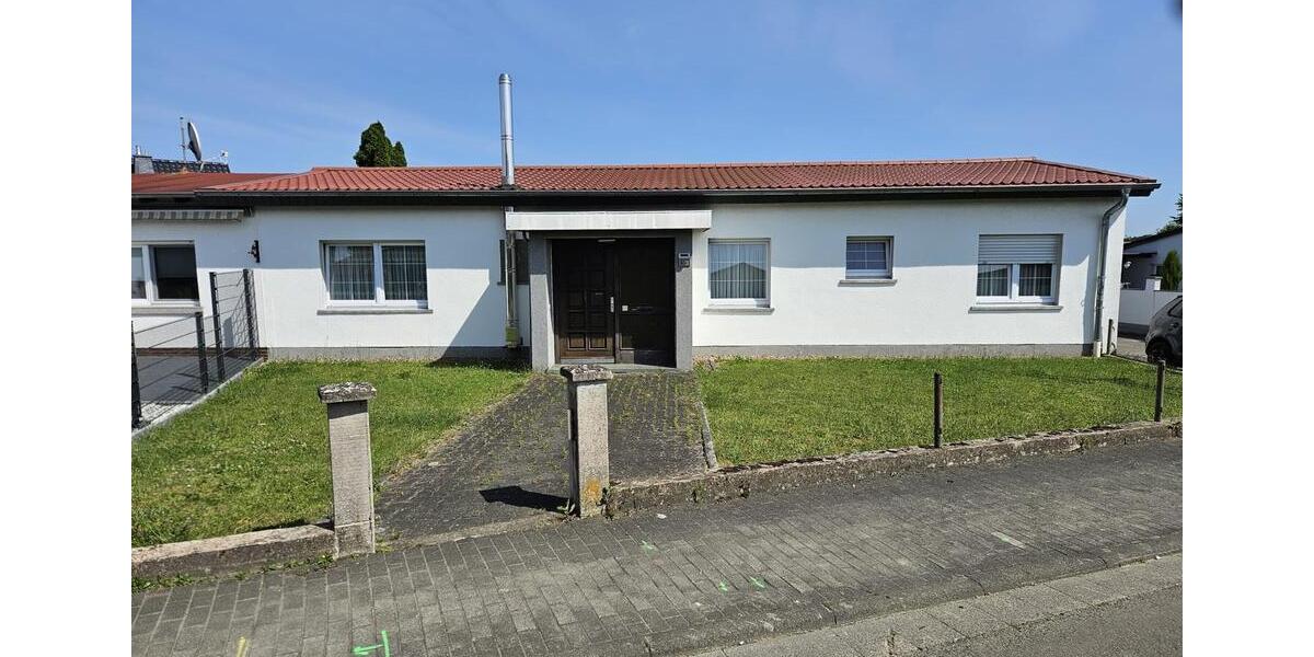 Reihenhaus Stadtallendorf - 5 Zimmer, 134 m&sup2;, 350.000&euro; | Angebot:25262345