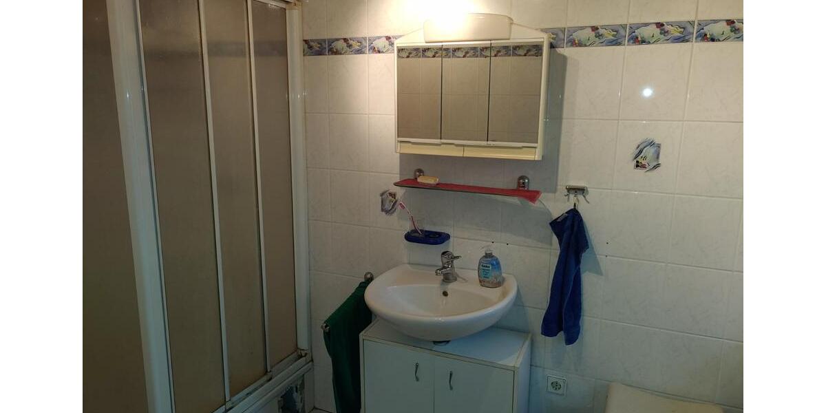 Mehrfamilienhaus, Wohnhaus Angelburg - 13 Zimmer, 327 m&sup2;, 380.000&euro; | Angebot:24284078