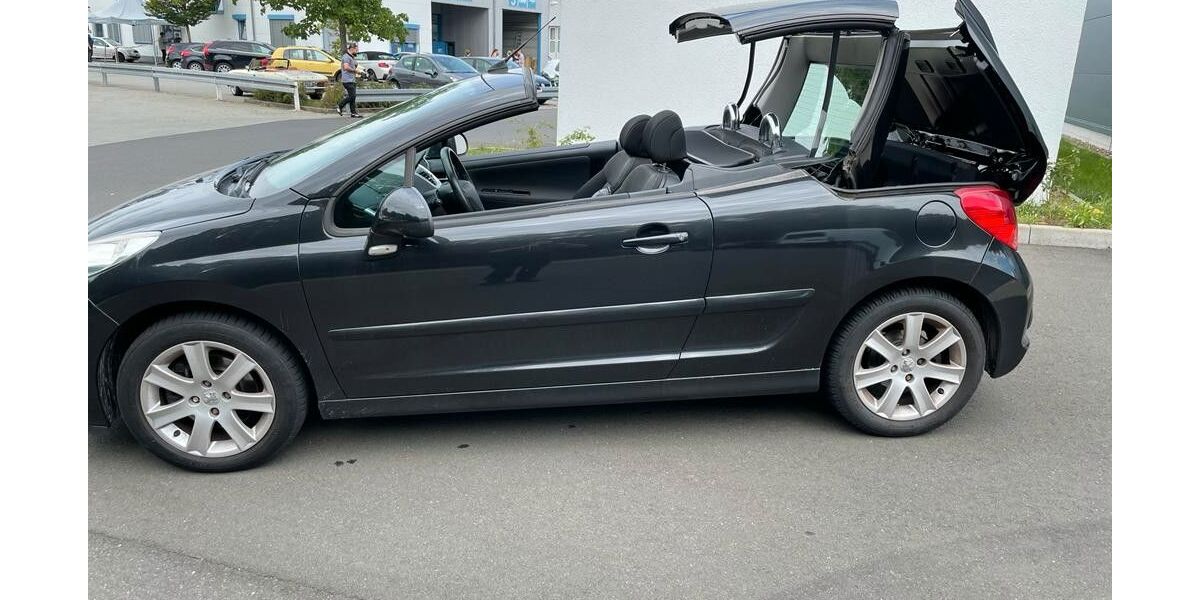Peugeot 207 122.000 km 4.290 &euro; Rabenau 35466