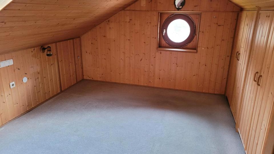 Etagenwohnung Bad Laasphe - 5 Zimmer, 130 m&sup2;, 700&euro; | Angebot:25221271