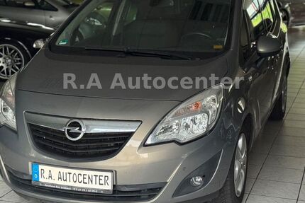 Opel Meriva 160.413 km 3.590 &euro; Burg 35745