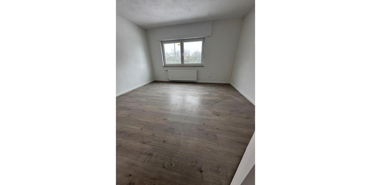 Einfamilienhaus Allendorf (Eder) - 5 Zimmer, 150 m&sup2;, 310.000&euro; | Angebot:25906358