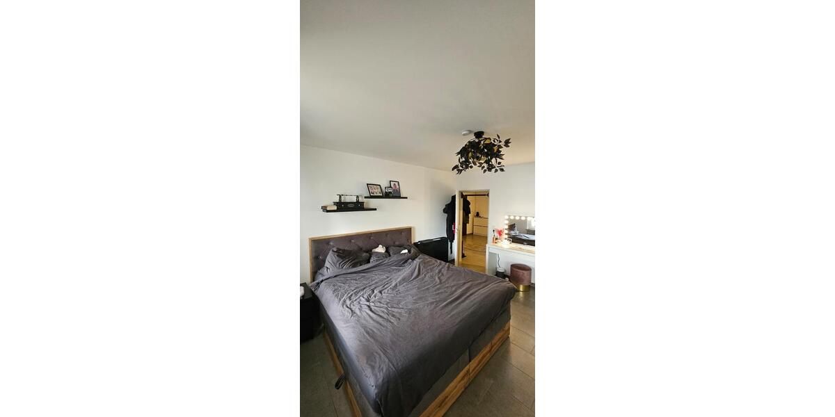 Etagenwohnung Gießen - 3 Zimmer, 87 m&sup2;, 1.100&euro; | Angebot:26020956