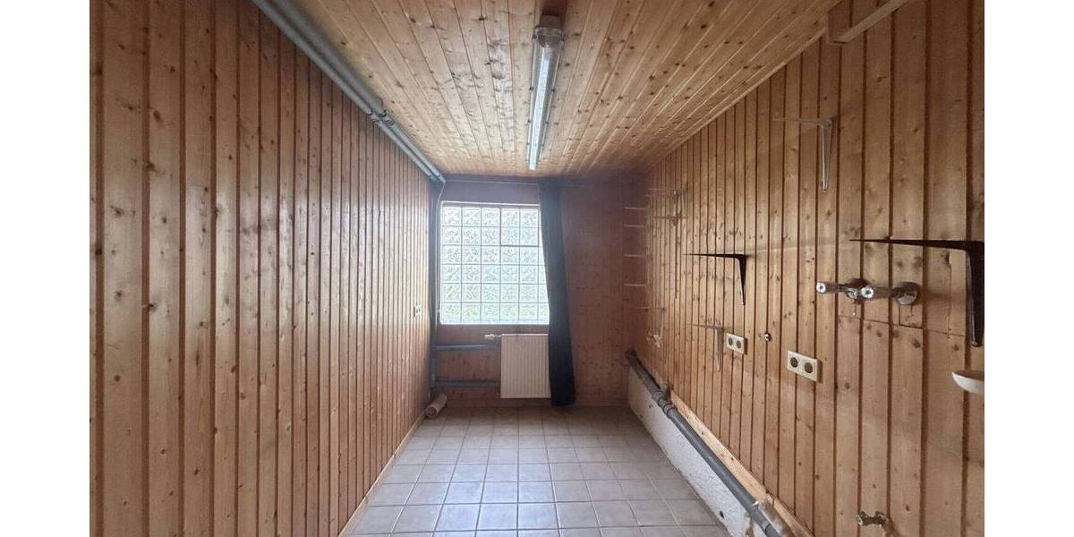 Einfamilienhaus Cölbe - 7 Zimmer, 160 m&sup2;, 329.900&euro; | Angebot:25689233