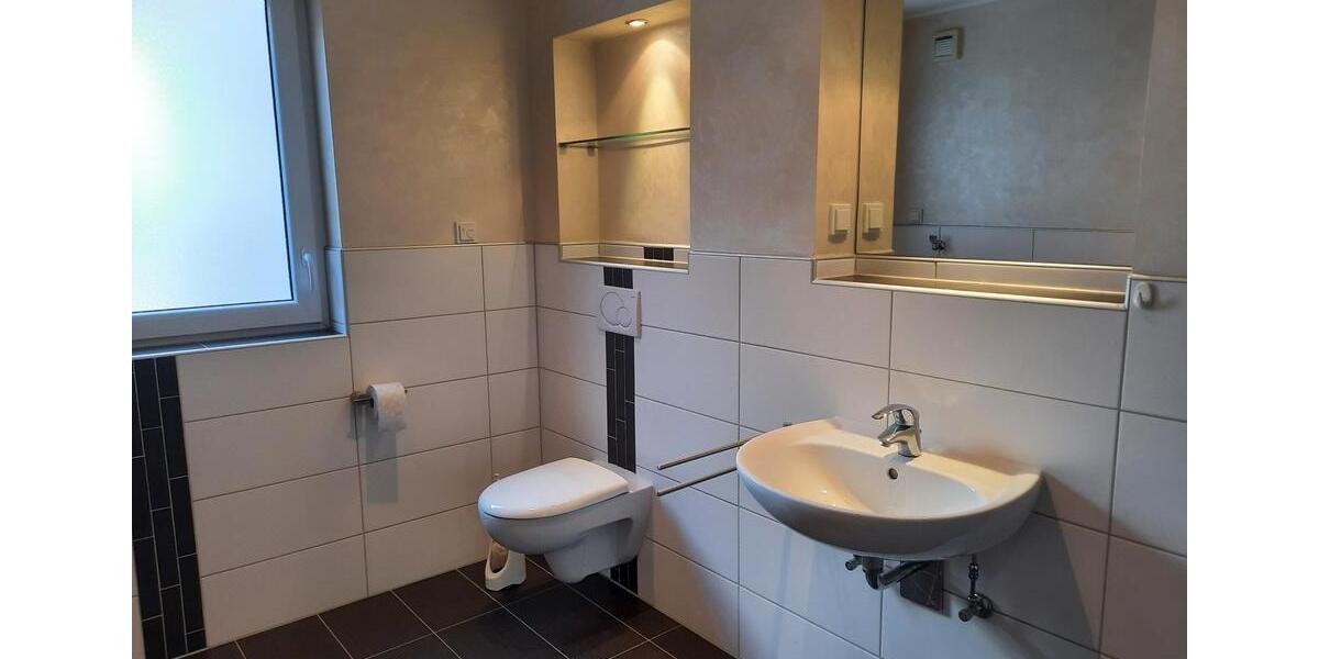 Mehrfamilienhaus, Wohnhaus Lahntal - 585.000&euro; | Angebot:25082360