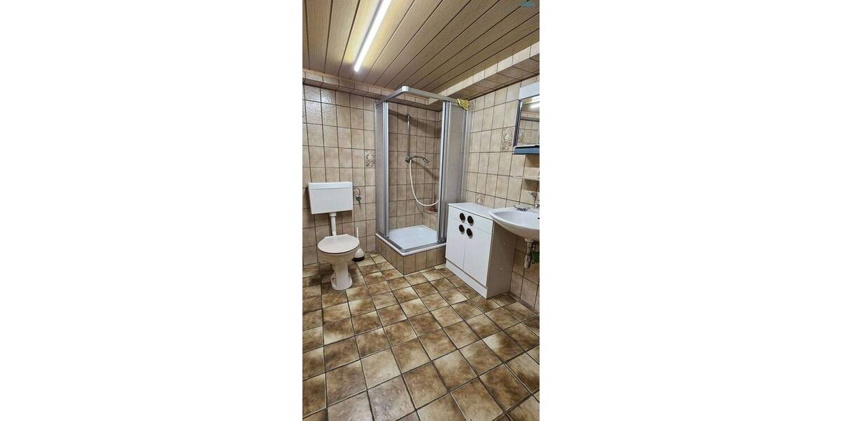 Einfamilienhaus Gießen Rödgen - 8 Zimmer, 186 m&sup2;, 439.000&euro; | Angebot:26128323