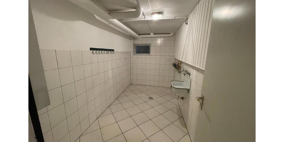 Einfamilienhaus Ebsdorfergrund - 6 Zimmer, 150 m&sup2;, 460.000&euro; | Angebot:25929897