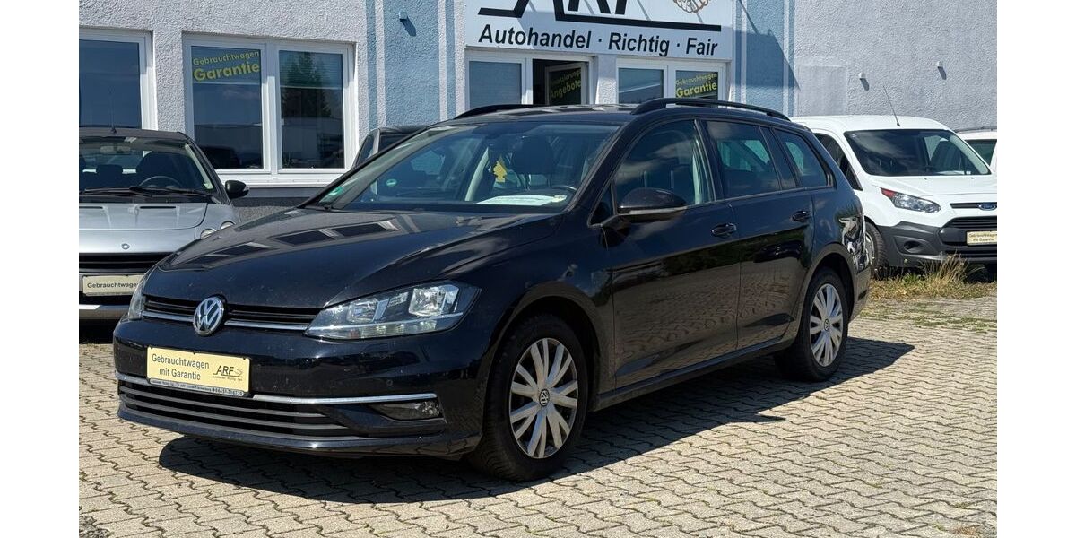 VW Golf 156.719 km 9.890 &euro; Frankenberg 35066