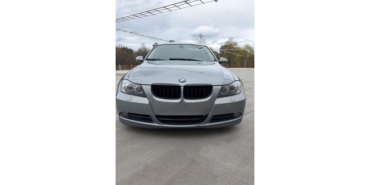 BMW 330 205.000 km 10.000 &euro; Cölbe 35091