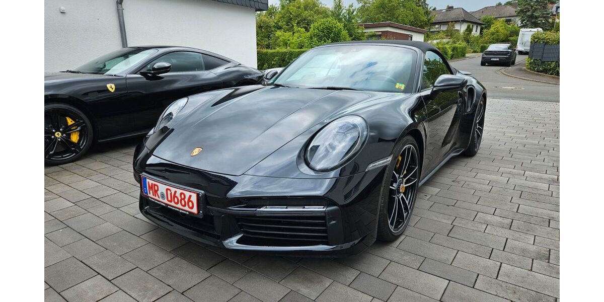 Porsche 992 17.000 km 222.800 &euro; Marburg 35043