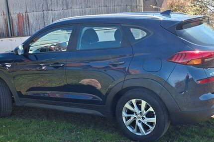 Hyundai TUCSON 45.600 km 17.950 &euro; Grünberg 35305