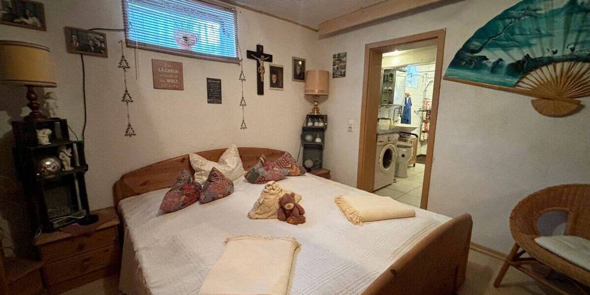 Mehrfamilienhaus, Wohnhaus Wetter Oberrosphe - 7 Zimmer, 168 m&sup2;, 257.000&euro; | Angebot:25689220