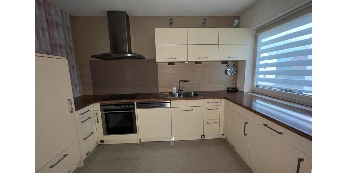 Etagenwohnung Lollar - 3.5 Zimmer, 85 m&sup2;, 255.000&euro; | Angebot:27294686