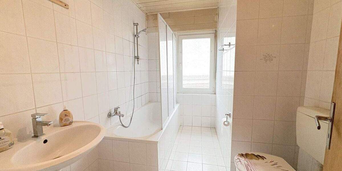 Einfamilienhaus Kirchhain / Kleinseelheim Kleinseelheim - 6 Zimmer, 152 m&sup2;, 229.900&euro; | Angebot:25689268