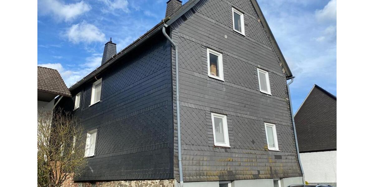 Einfamilienhaus Allendorf (Eder) - 6 Zimmer, 130 m&sup2;, 150.000&euro; | Angebot:25286123