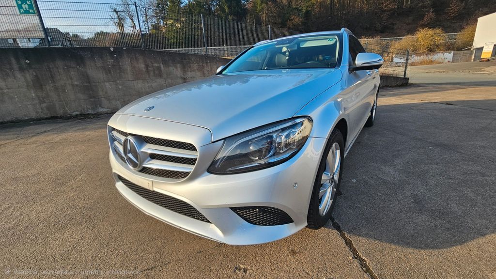 Mercedes-Benz C 300 165.231 km 16.990 &euro; Hohenahr 35644