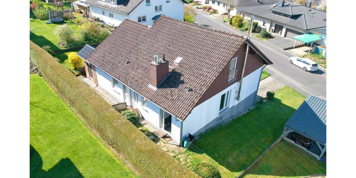 Einfamilienhaus Lahnau / Waldgirmes Waldgirmes - 5 Zimmer, 215 m&sup2;, 659.000&euro; | Angebot:26205459