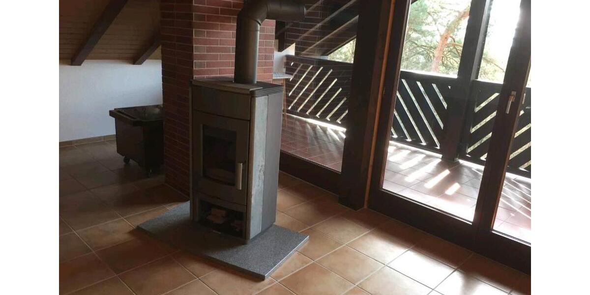 Dachgeschoßwohnung Wetter (Hessen) - 2 Zimmer, 87 m&sup2;, 715&euro; | Angebot:26112066