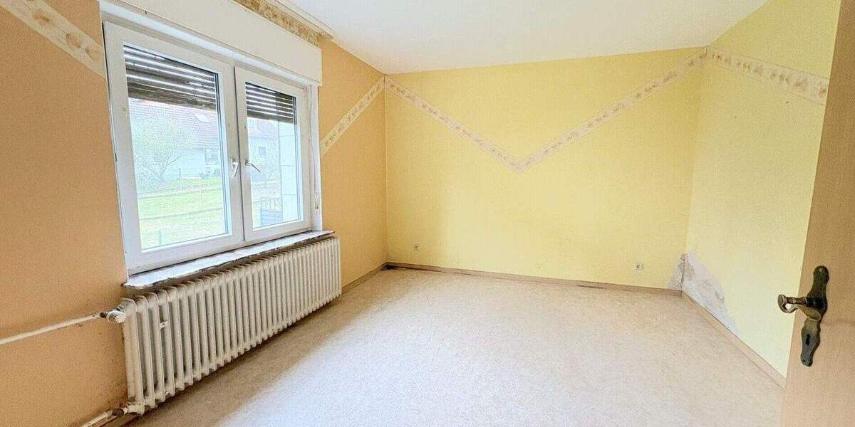 Einfamilienhaus Kirchhain / Kleinseelheim Kleinseelheim - 6 Zimmer, 152 m&sup2;, 229.900&euro; | Angebot:25689268