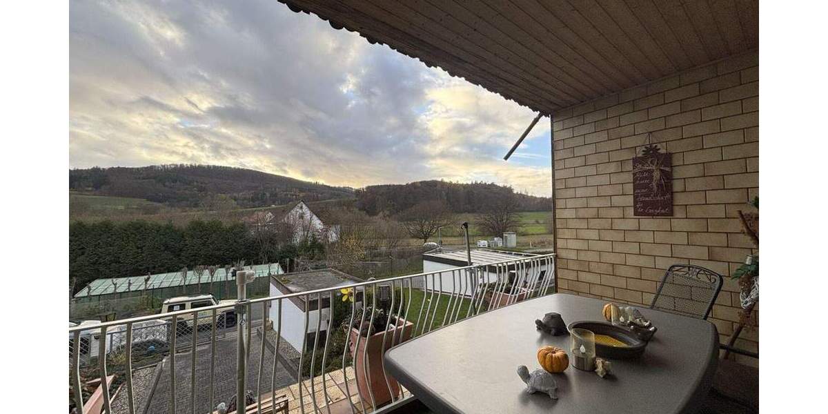 Mehrfamilienhaus, Wohnhaus Gladenbach / Mornshausen Mornshausen - 8 Zimmer, 280 m&sup2;, 299.000&euro; | Angebot:25736624