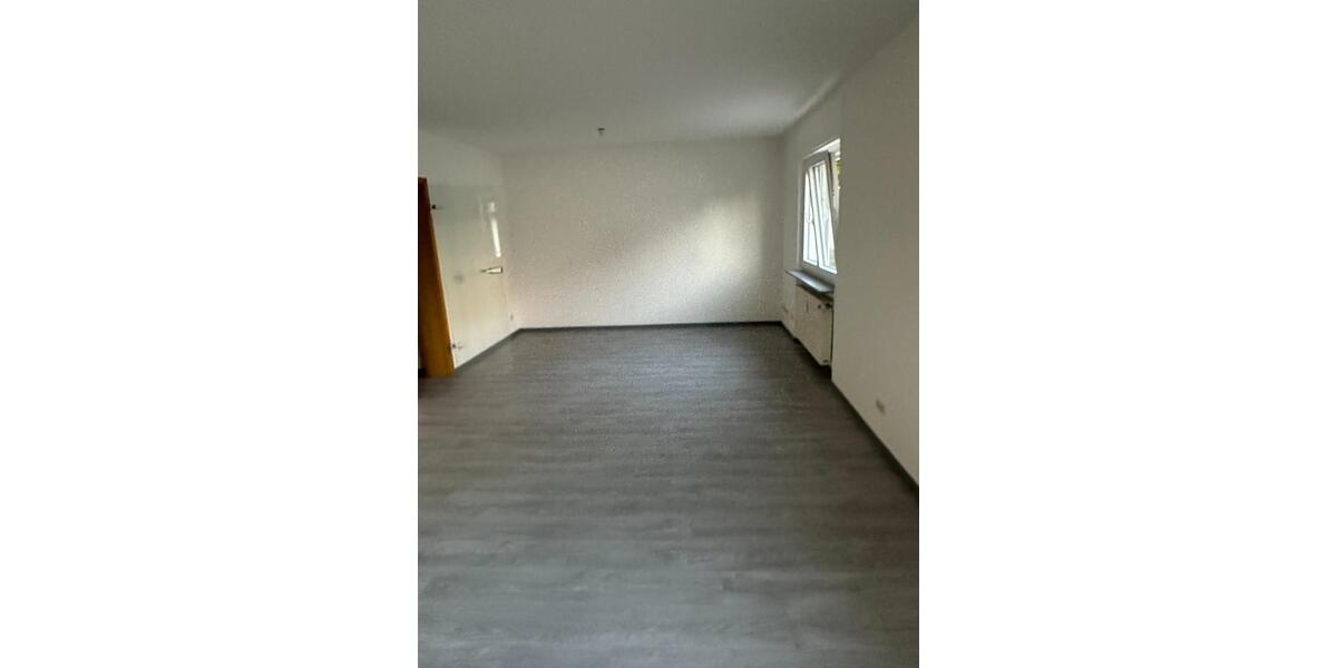 Erdgeschoßwohnung Mücke - 3 Zimmer, 75 m&sup2;, 700&euro; | Angebot:25891843