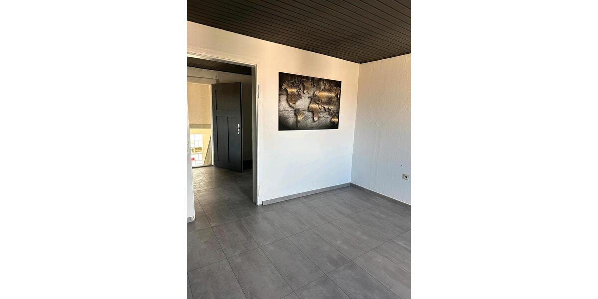 Dachgeschoßwohnung Gießen Wieseck - 1.5 Zimmer, 33 m&sup2;, 450&euro; | Angebot:25501527