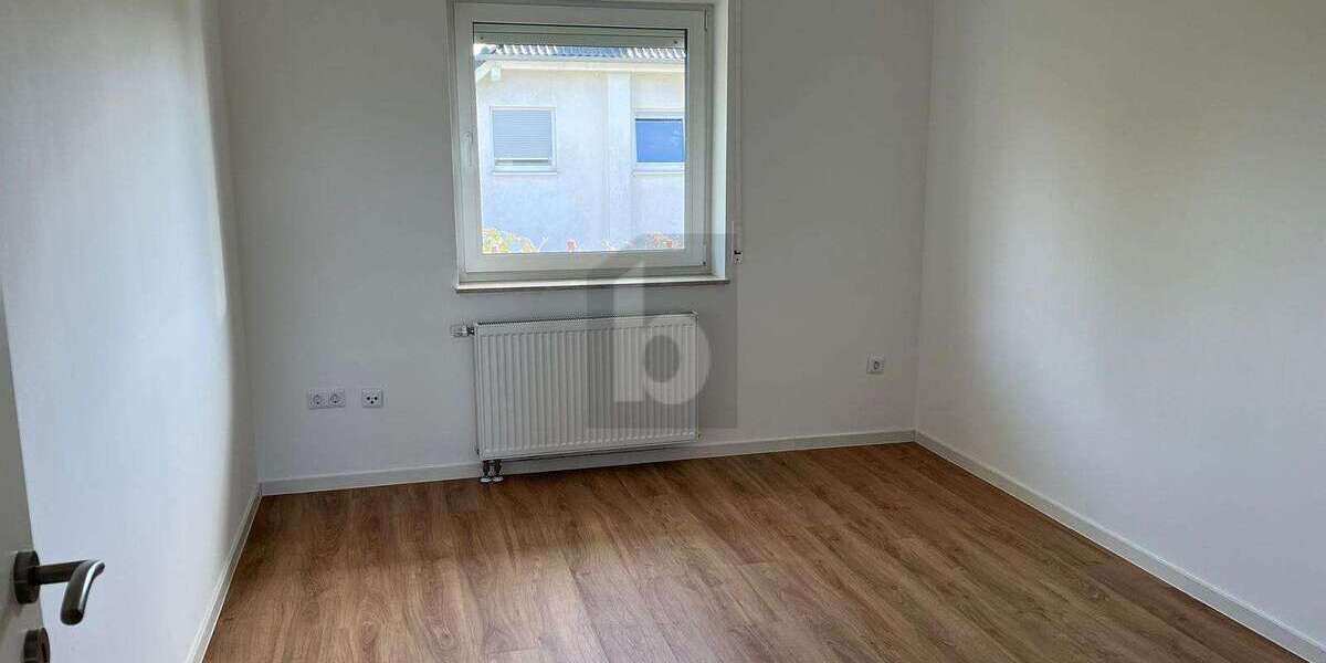 Etagenwohnung Stadtallendorf - 4 Zimmer, 82 m&sup2;, 300.000&euro; | Angebot:26586081