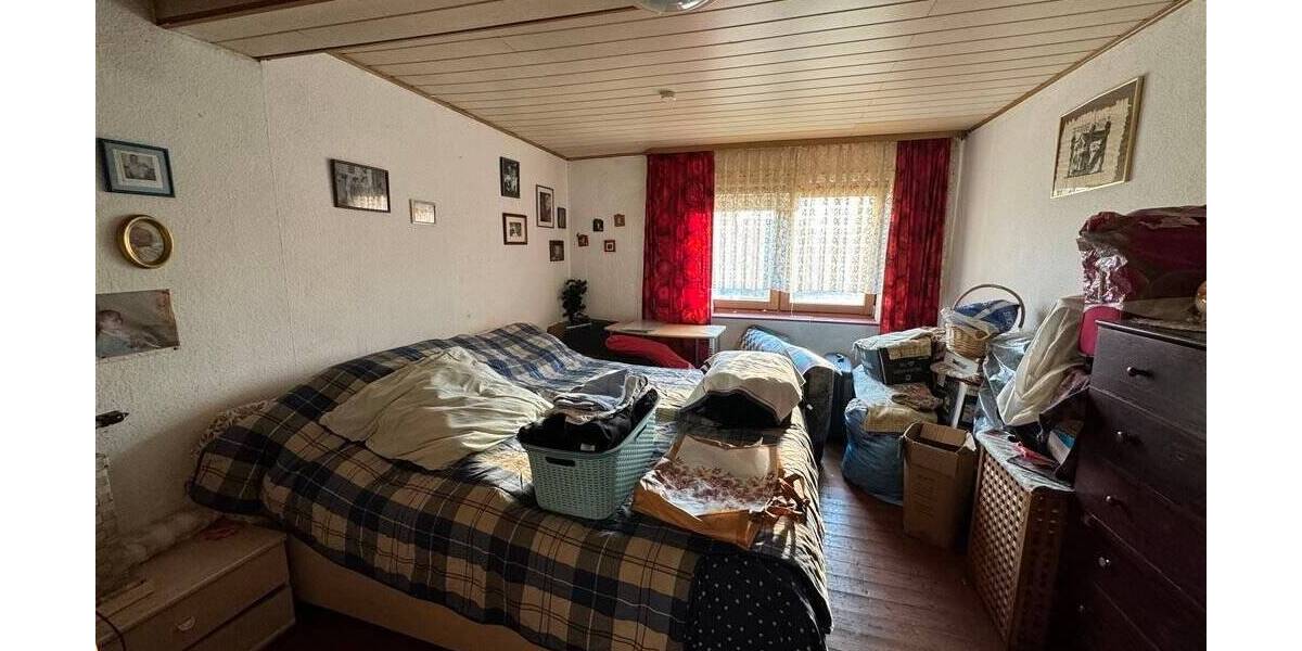 Einfamilienhaus Frankenberg (Eder) Haubern - 5 Zimmer, 165 m&sup2;, 59.000&euro; | Angebot:25734603