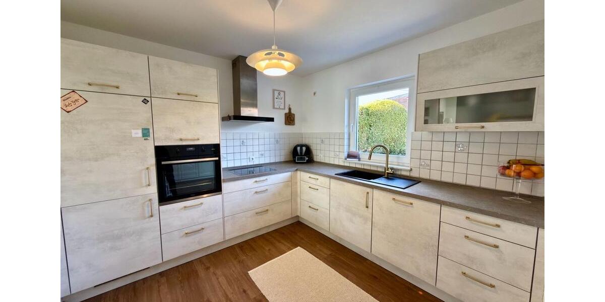 Doppelhaushälfte Bad Laasphe - 6 Zimmer, 140 m&sup2;, 280.000&euro; | Angebot:26790759