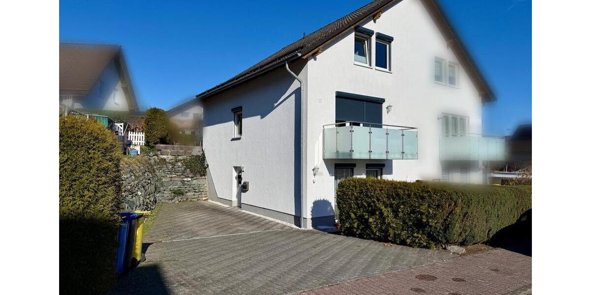 Doppelhaushälfte Bad Laasphe - 6 Zimmer, 140 m&sup2;, 295.000&euro; | Angebot:25408072