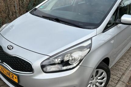 Kia Carens 133.000 km 6.990 &euro; Buseck / Oppenrod 35418