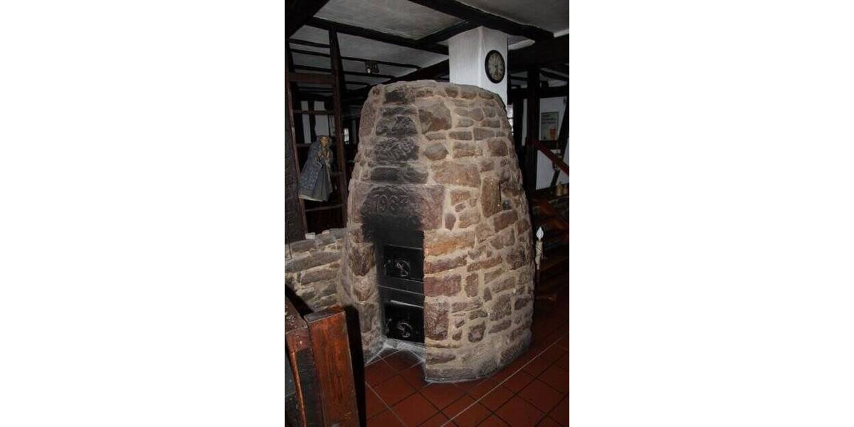 Gewerbeobjekt Kirtorf - 7 Zimmer, 699.000&euro; | Angebot:25681852