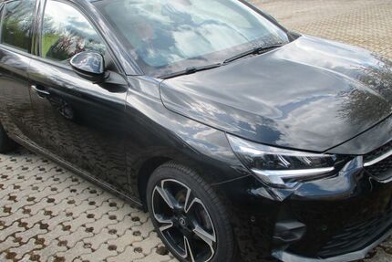 Opel Corsa 30.385 km 15.950 &euro; Biedenkopf 35216