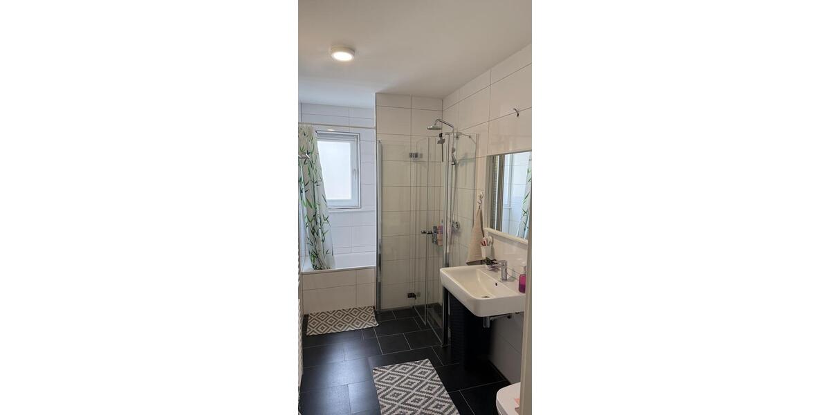 Terrassenwohnung Gießen - 3 Zimmer, 74 m&sup2;, 1.180&euro; | Angebot:26680424