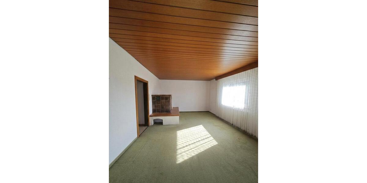 Einfamilienhaus Biedenkopf - 7 Zimmer, 101 m&sup2;, 195.000&euro; | Angebot:25292733