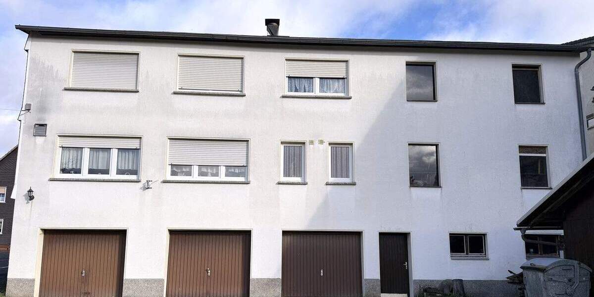 Mehrfamilienhaus, Wohnhaus Hatzfeld (Eder) Hatzfeld - 5 Zimmer, 239 m&sup2;, 160.000&euro; | Angebot:25742980