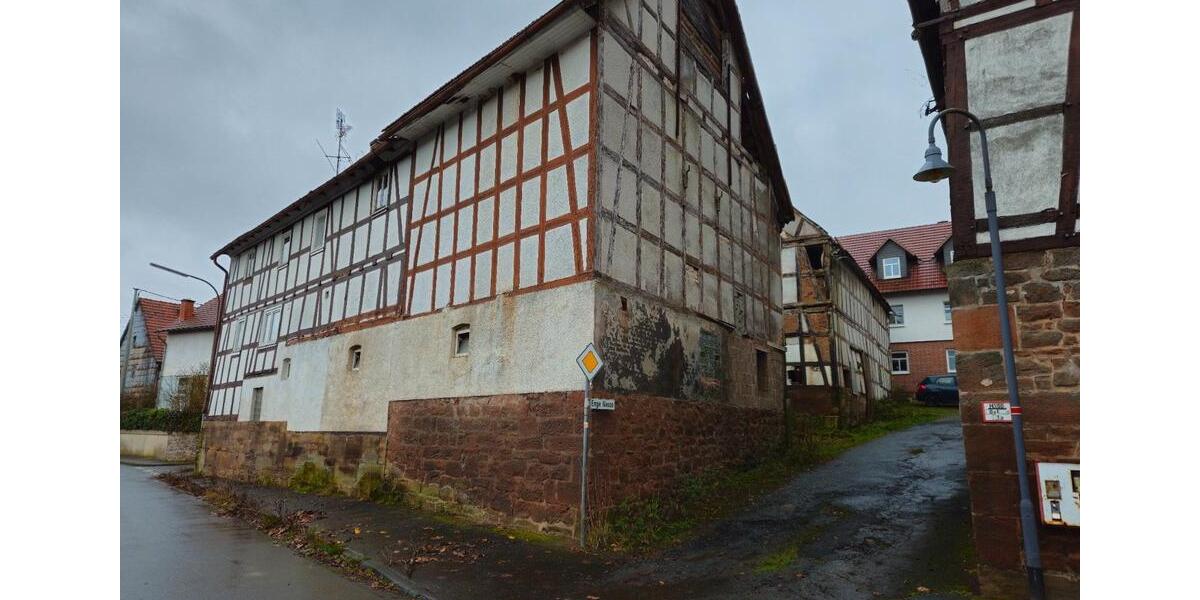 Einfamilienhaus Frankenberg (Eder) - 7 Zimmer, 120 m&sup2;, 21.999&euro; | Angebot:26099651