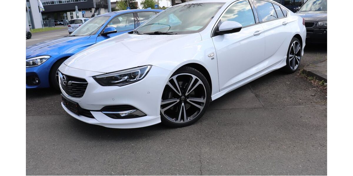 Opel Insignia 124.035 km 13.990 &euro; Heuchelheim b. Giessen 35452