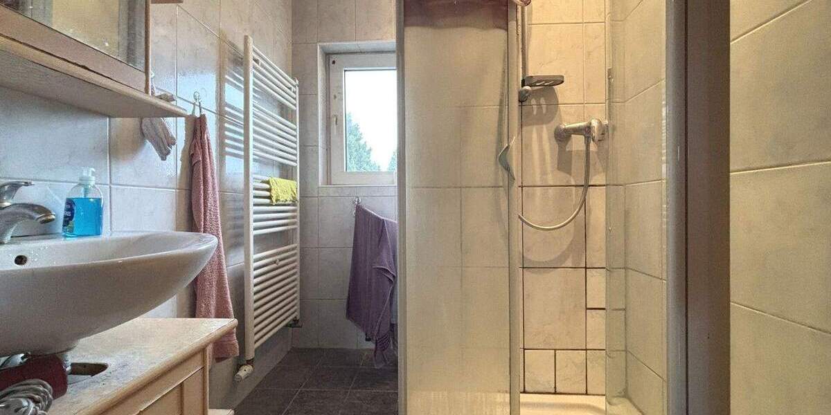 Mehrfamilienhaus, Wohnhaus Kirchhain / Langenstein Langenstein - 9 Zimmer, 193 m&sup2;, 319.900&euro; | Angebot:25775616