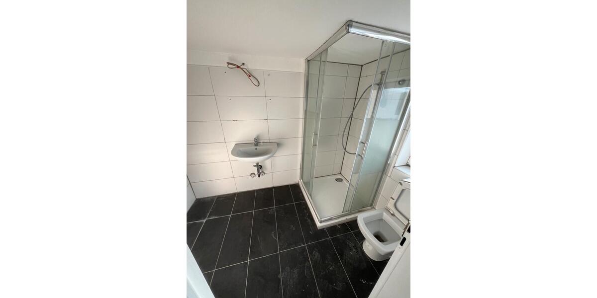 Etagenwohnung Fernwald - 4 Zimmer, 98 m&sup2;, 700&euro; | Angebot:25444857