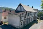 Einfamilienhaus Biedenkopf - 9 Zimmer, 151 m&sup2;, 105.000&euro; | Angebot:26891226