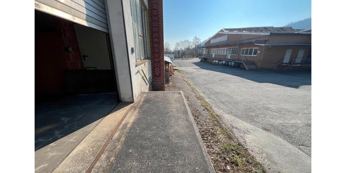 Gewerbeobjekt Battenberg (Eder) - 2.100&euro; | Angebot:26003151