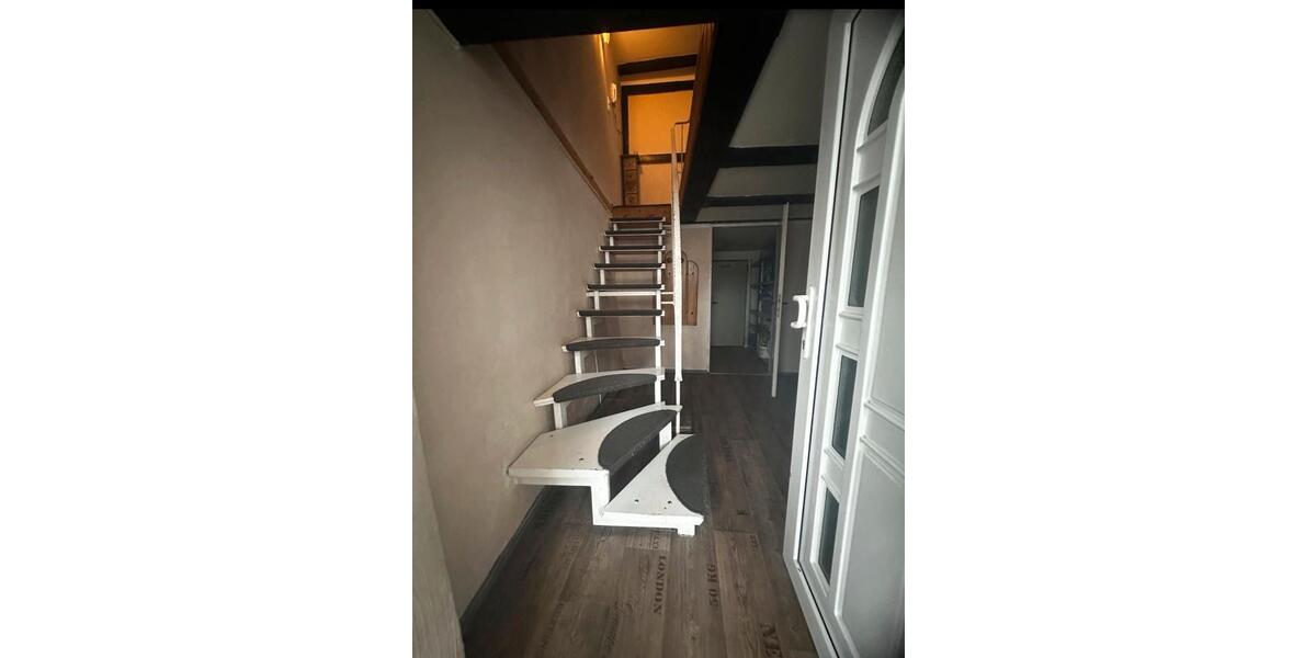 Einfamilienhaus Stadtallendorf - 4 Zimmer, 132 m&sup2;, 950&euro; | Angebot:25423884