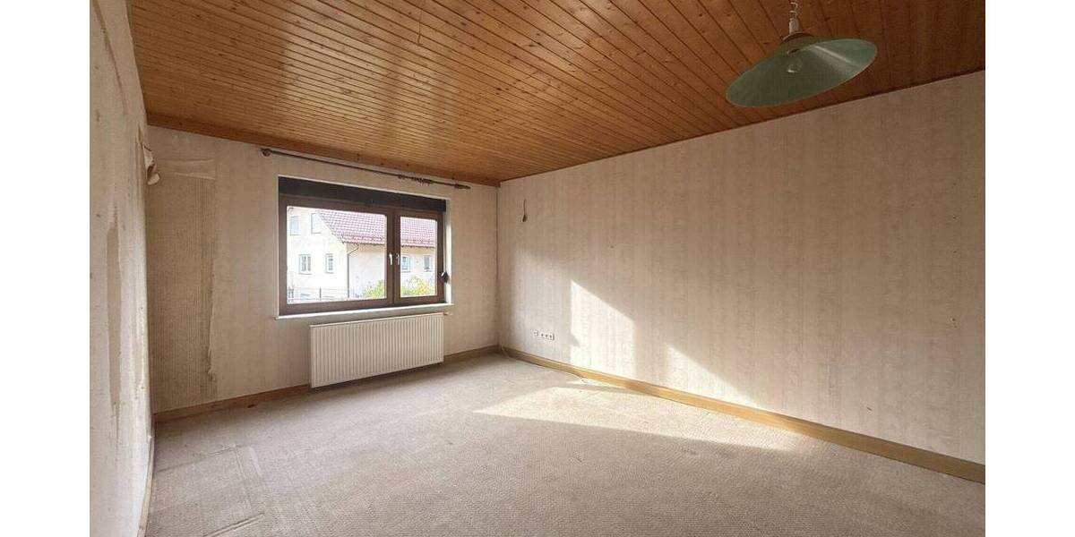 Einfamilienhaus Cölbe - 7 Zimmer, 160 m&sup2;, 329.900&euro; | Angebot:25689233