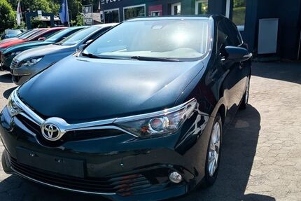 Toyota Auris 78.920 km 10.900 &euro; Rauschenberg 35282
