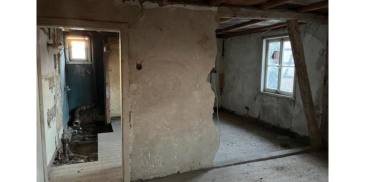 Einfamilienhaus Fronhausen - 79.000&euro; | Angebot:26057634