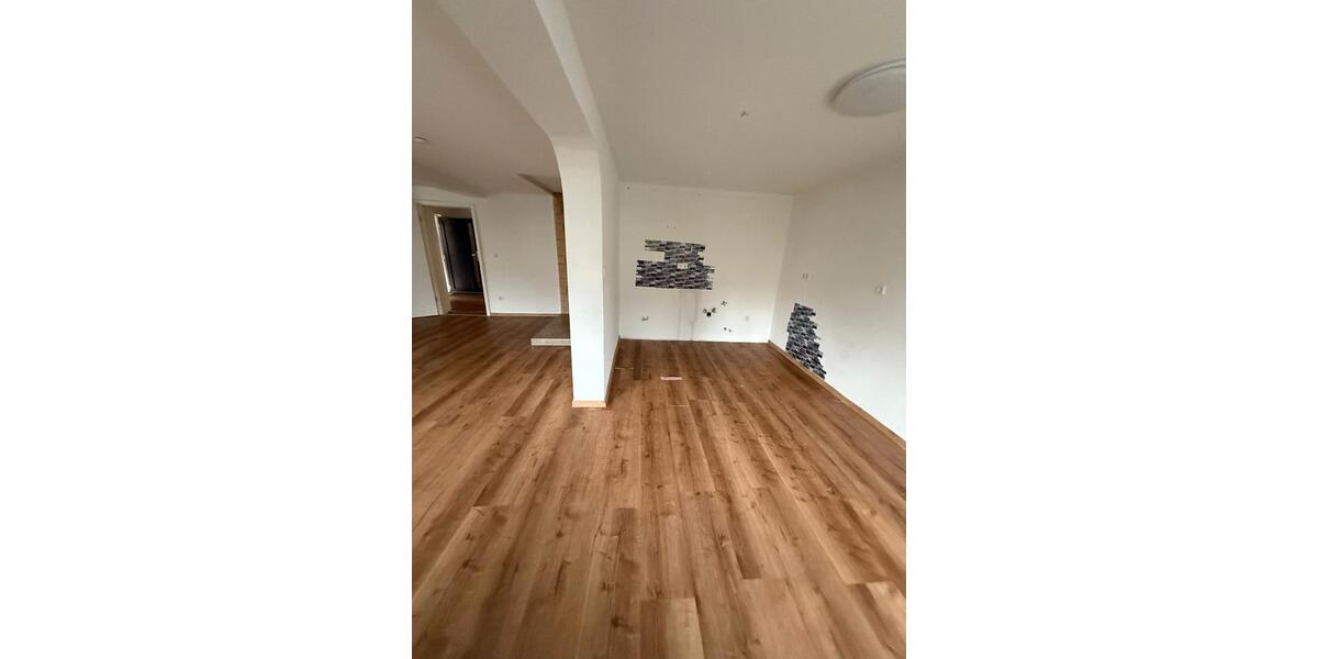 Einfamilienhaus Grünberg - 5 Zimmer, 136 m&sup2;, 195.000&euro; | Angebot:26146323