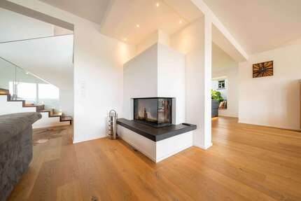 Haus Biedenkopf - 10 Zimmer, 350 m&sup2;, 1.390.000&euro; | Angebot:23919469