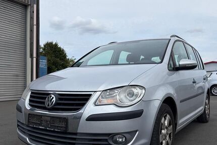 VW Touran 250.500 km 2.890 &euro; Neustadt / Hessen 35279